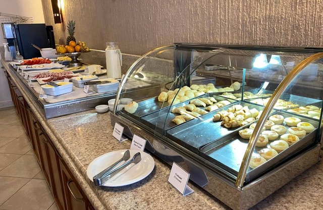 Altadomo Hotel