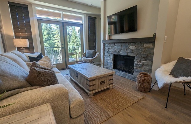 Altitude #36 2 Bedroom Condo