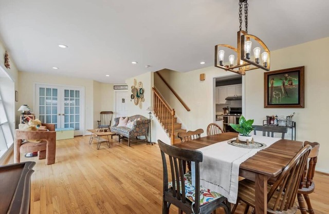 ALX Cape Cod 3-BR Near Old Town & Mount Vernon