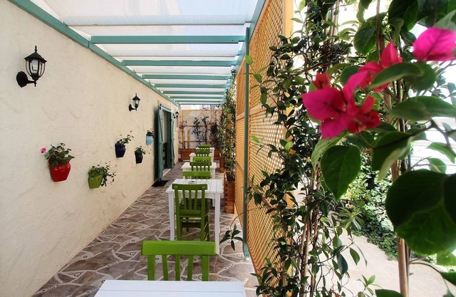 Alya Mou Butik Otel