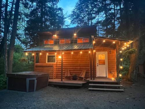 Alyeska Spruce Cabin