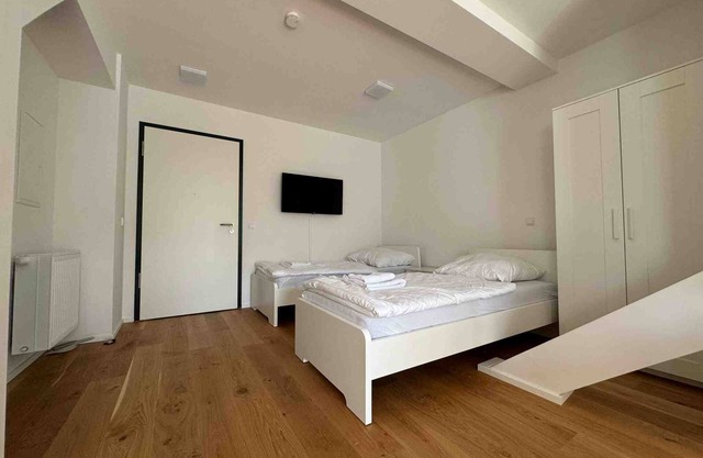 (AM1114) Modern mechanic's apartment / temporary apartment