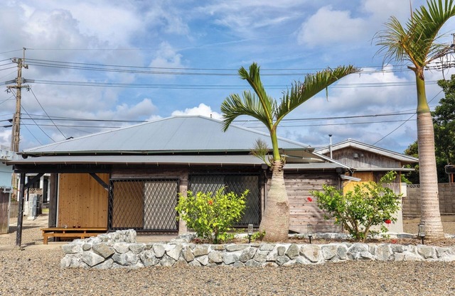 Amami Uttabaru 1 minute walk to Amami Blue Utta / Amami Kagoshima
