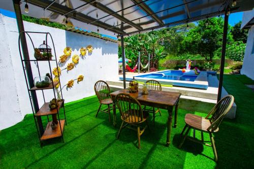 Amancay House, Jacuzzi and Pool