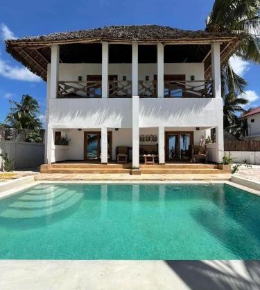 Amanibeachvilla