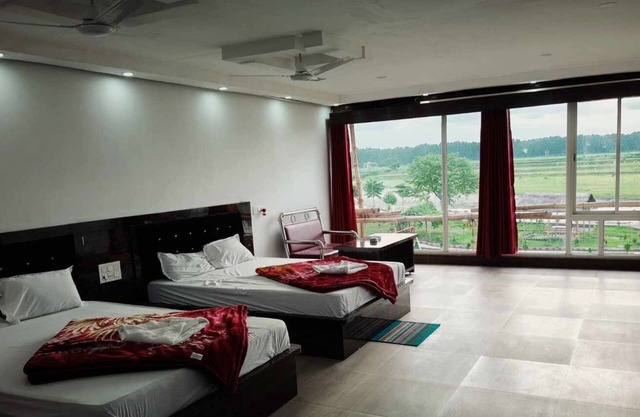 Amantran Hotel & Resort