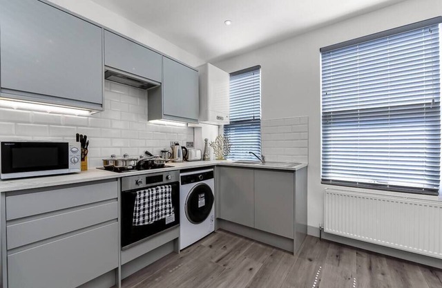Amazing 2 Bedroom Apartment in Greater London