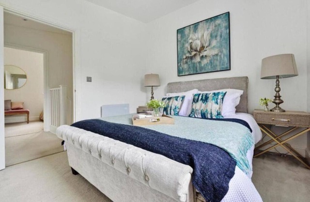 Amazing 3 Bed House 114 Hervey