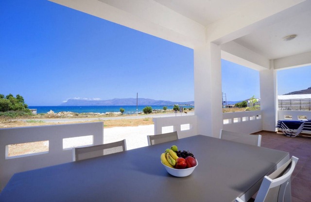 Increíble villa de 3 dormitorios junto a la playa de arena