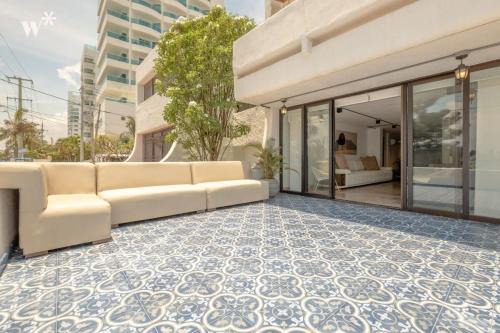 Amazing 4BR Villa with Ocean View in Castillogrande