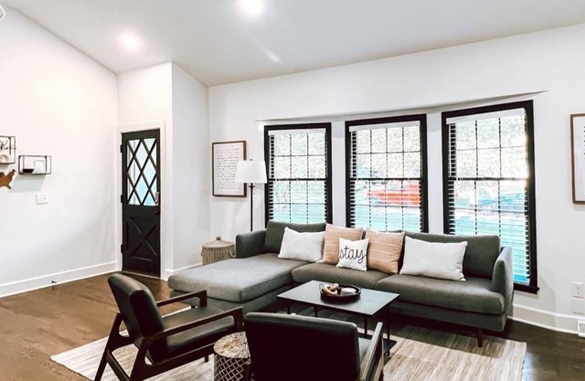 Amazing and Spacious Home in Desired Location!