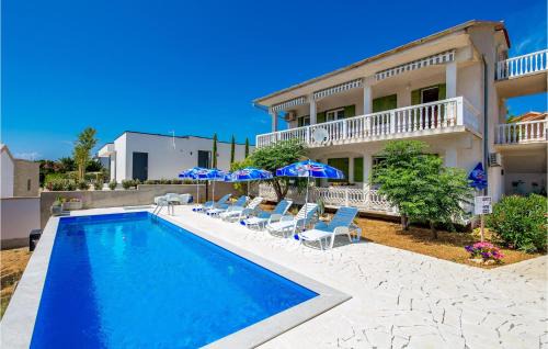 Amazing Apartment In Barbat Na Rabu