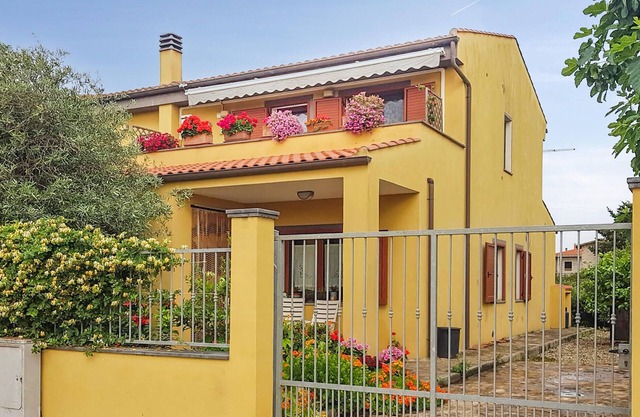 Amazing apartment in Riola Sardo