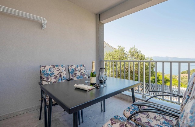 Increíble apartamento en Podaca con.