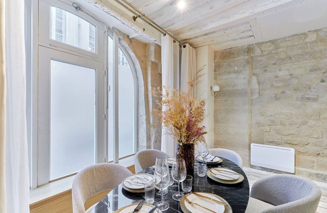 Amazing Apartment in the Center of Paris