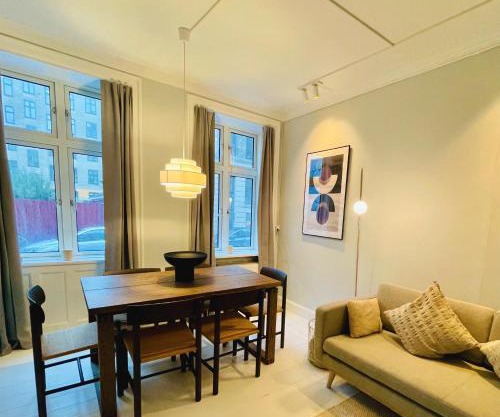 Amazing Apartment in Urban Neighborhood