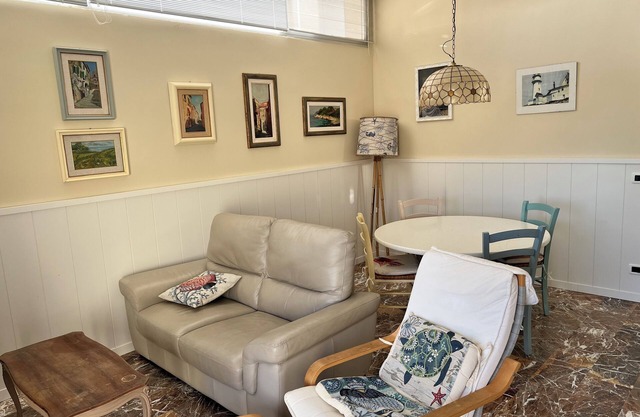 Hermoso apartamento recientemente renovado a pocos pasos del mar