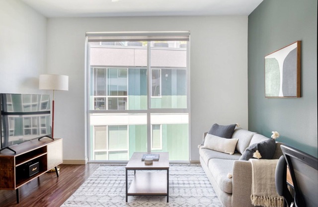 Amazing Ballard 1BR w/ W/D, BBQ & Gym, near Waterfront, by Blueground