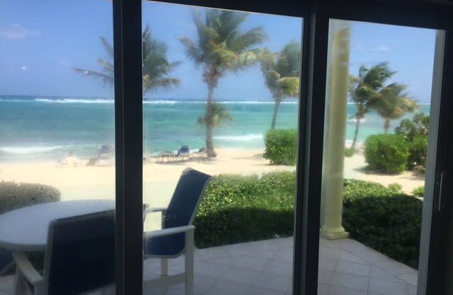 Amazing Beach Front - Ground Floor- 2 bdrm/2bath Wyndham Reef Resort Condo