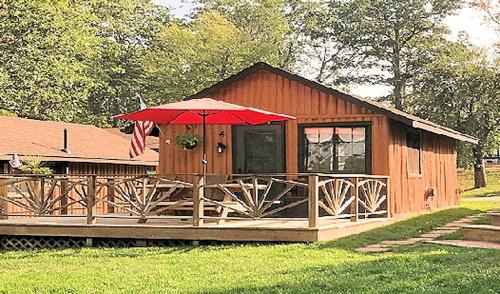 Amazing Cabin Rental for a Peaceful Lake Vacation in Northern Michigan