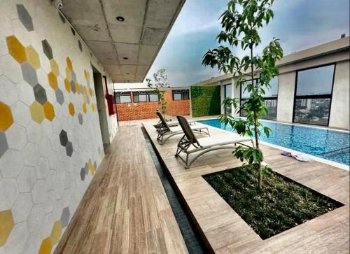 Amazing Central apt with pool