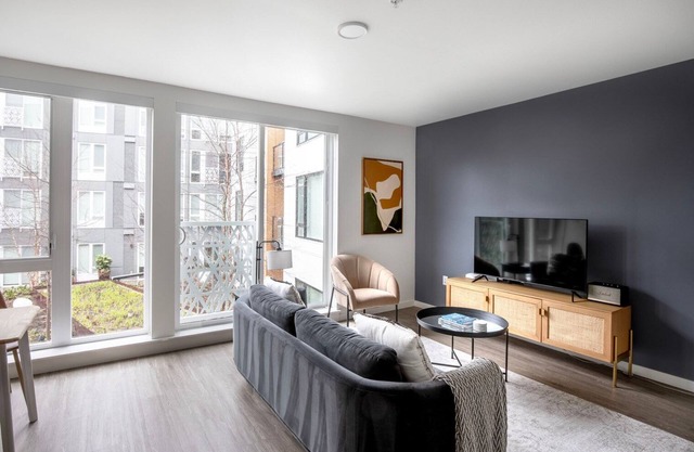 Amazing Central District 1BR w/ Gym & BBQ, nr downtown, by Blueground