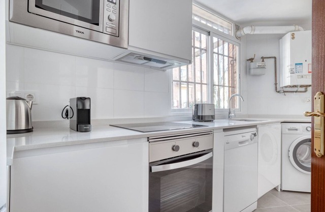 Amazing Chamartín 3BR, near Real Madrid Stadium, by Blueground