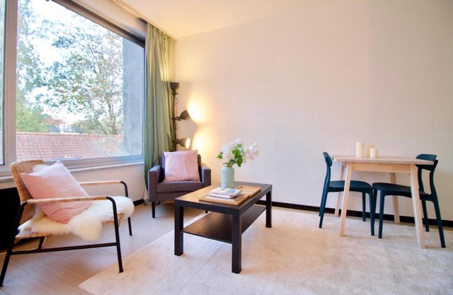 Amazing & cosy studio perfect location 'Stephanie-Louise area'
