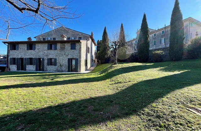 Amazing country house with whirlpool a few minutes away from Verona