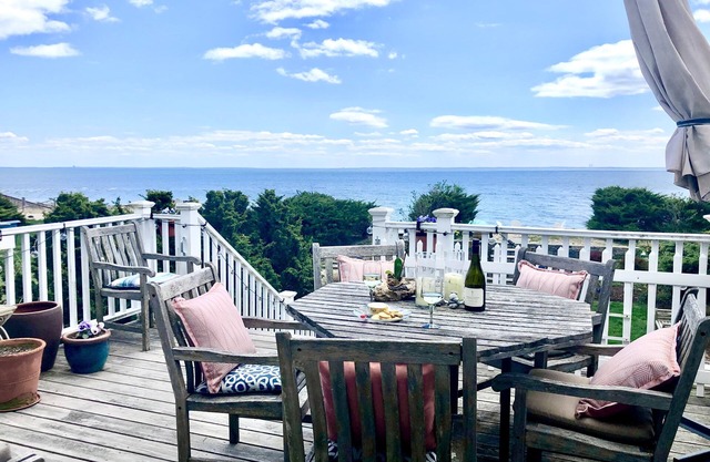 Amazing Direct Beachfront Home close to golf, tennis, restaurants and shopping