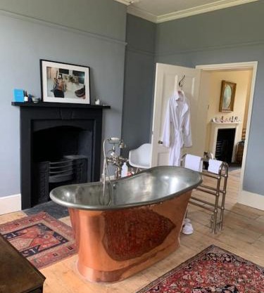 Amazing Dockyard Historical Georgian House