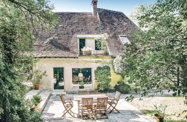 Amazing Home In St Georges Sur Baulche With Wifi