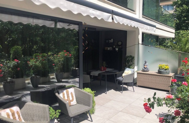 Amazing garden terrace,fully equipped kitchen,private parking and free WiFi.
