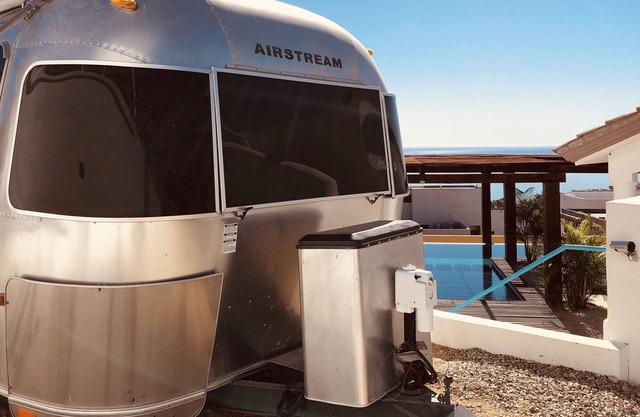 AMAZING GLAMPING - VIEWS & INFINITY POOL