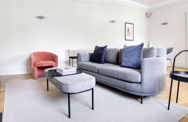 Amazing Holborn 2BR w/ Private Terrace, nr Chancery Lane, by Blueground