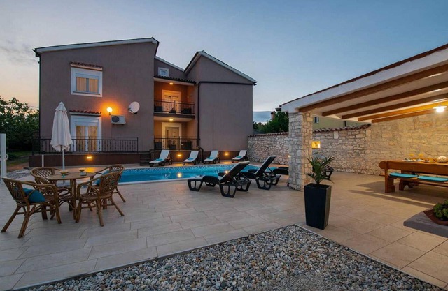 Villa Lara