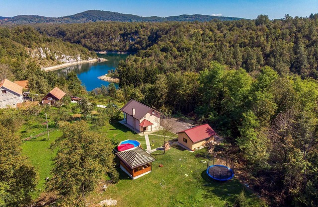 Increíble casa en Bosiljevo con WiFi