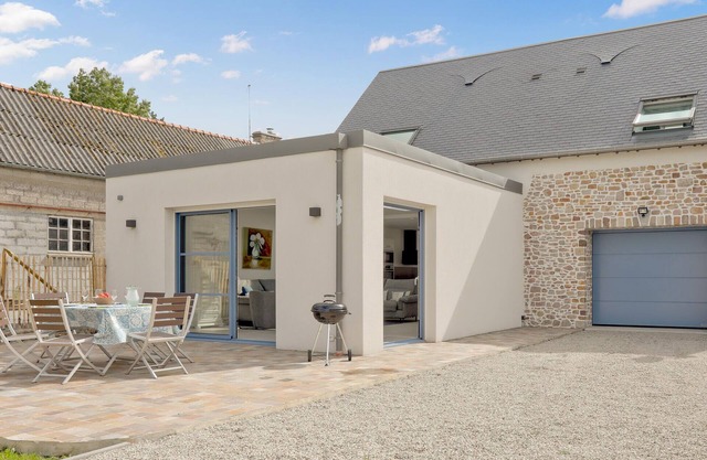 Increíble casa en Creances con WiFi