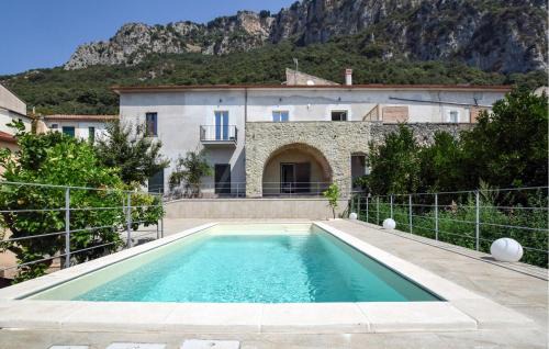 Amazing Home In Giungano With Wifi