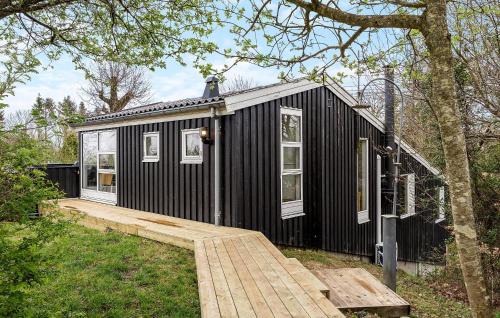 Amazing Home In Glesborg With Kitchen
