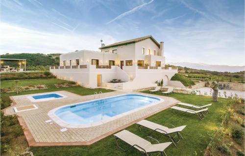 Amazing Home In Houdetsi,Heraklio