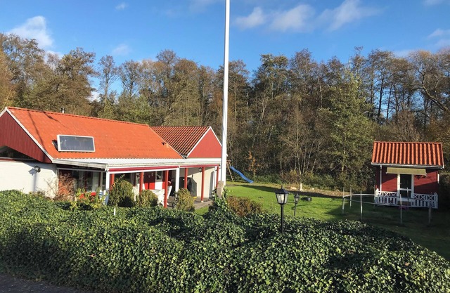 Family-friendly holiday home - only 300.