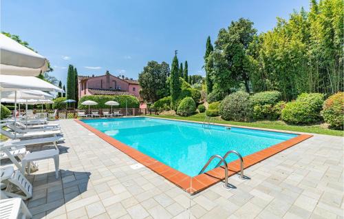 Amazing Home In Larciano
