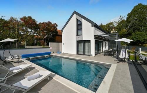 Amazing Home In Margecan With Wifi