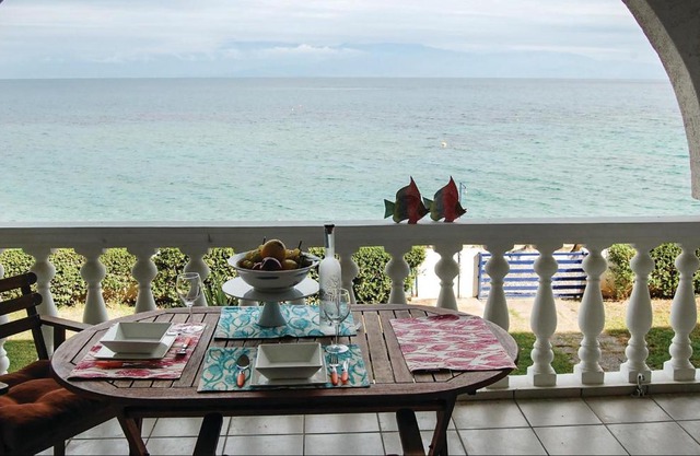 Amazing Home In Melissi With Wifi