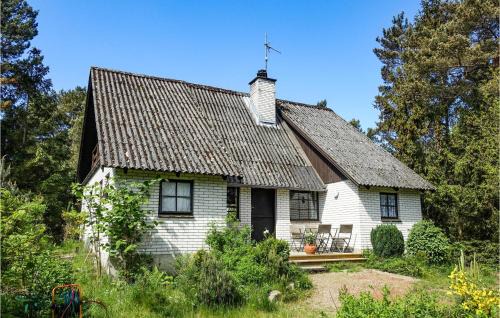 Amazing Home In Nexø With Kitchen