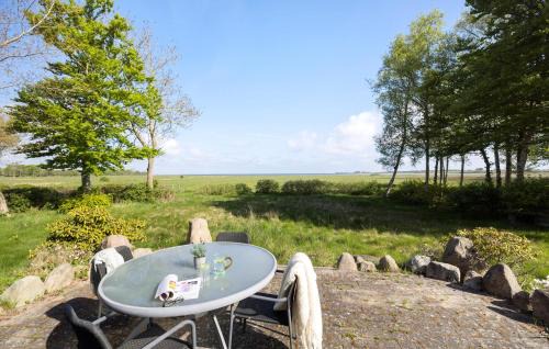 Amazing Home In Orø With Kitchen