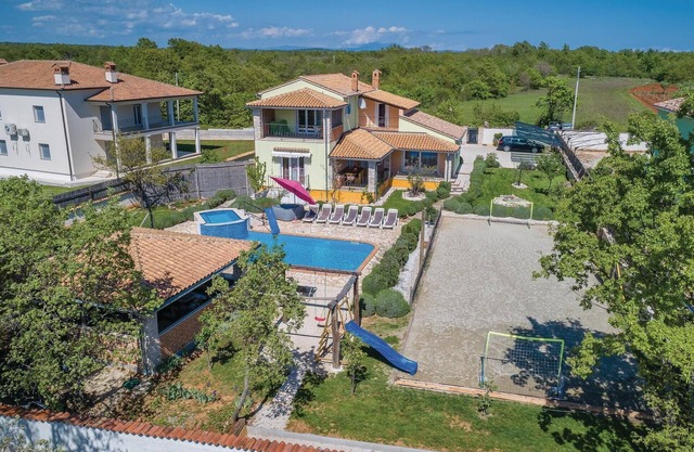 Increíble casa en Rezanci
