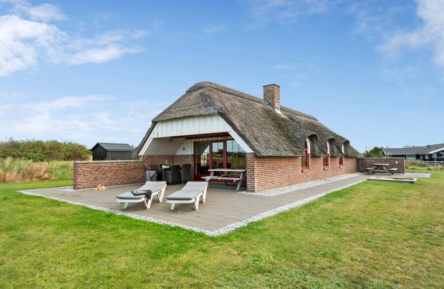 Increíble casa en Ringkøbing con cocina