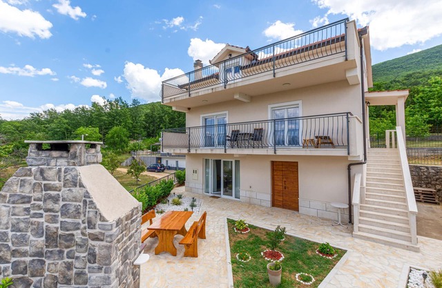 Increíble casa en Vrlika con WiFi